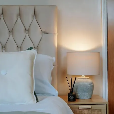 Townhouse, Stylish 3-bed, Parking And Wifi Hébergement de vacances Harrogate