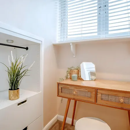 Hébergement de vacances Townhouse, Stylish 3-bed, Parking And Wifi Harrogate