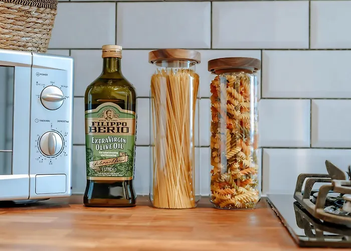 Casa de Férias Townhouse, Stylish 3-bed, Parking And Wifi