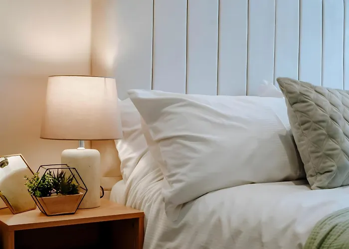 Townhouse, Stylish 3-bed, Parking And Wifi Harrogate