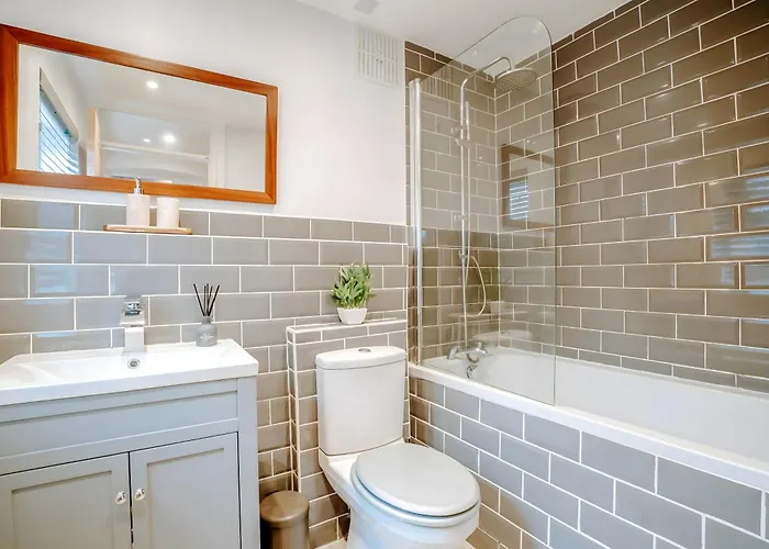 Townhouse, Stylish 3-bed, Parking And Wifi Casa de Férias Harrogate