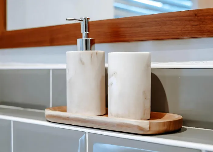 Townhouse, Stylish 3-bed, Parking And Wifi Casa de Férias Harrogate